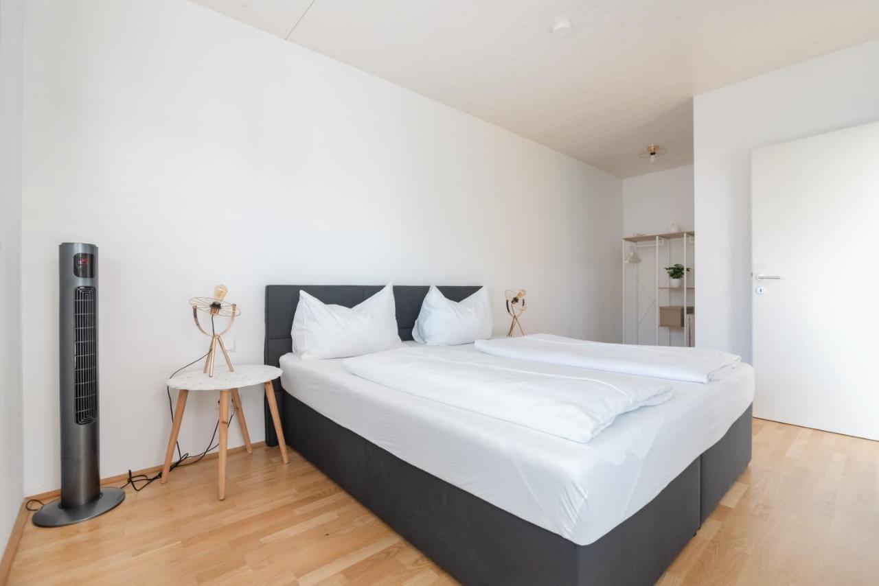 Helles, Neues Dg Apartment Mit Blick Zum Donauturm ウィーン エクステリア 写真